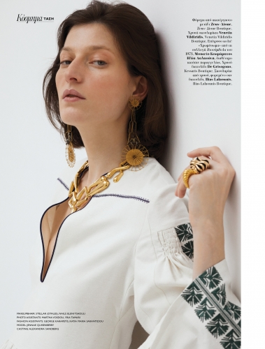 VOGUE GREECE APRIL