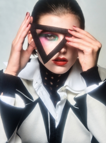VOGUE GREECE BEAUTY